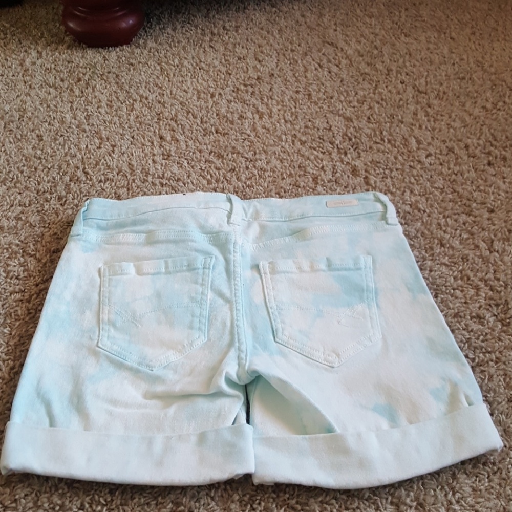 Shorts - Picture 2 of 2
